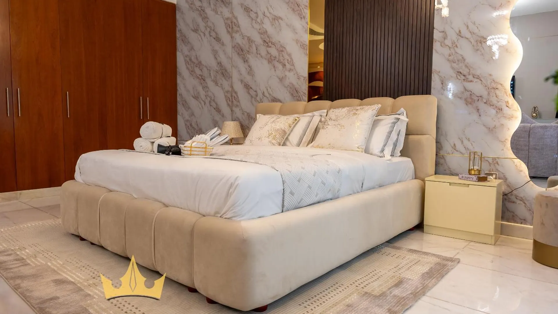 Central Park Towers Difc Suite Kings Dubai