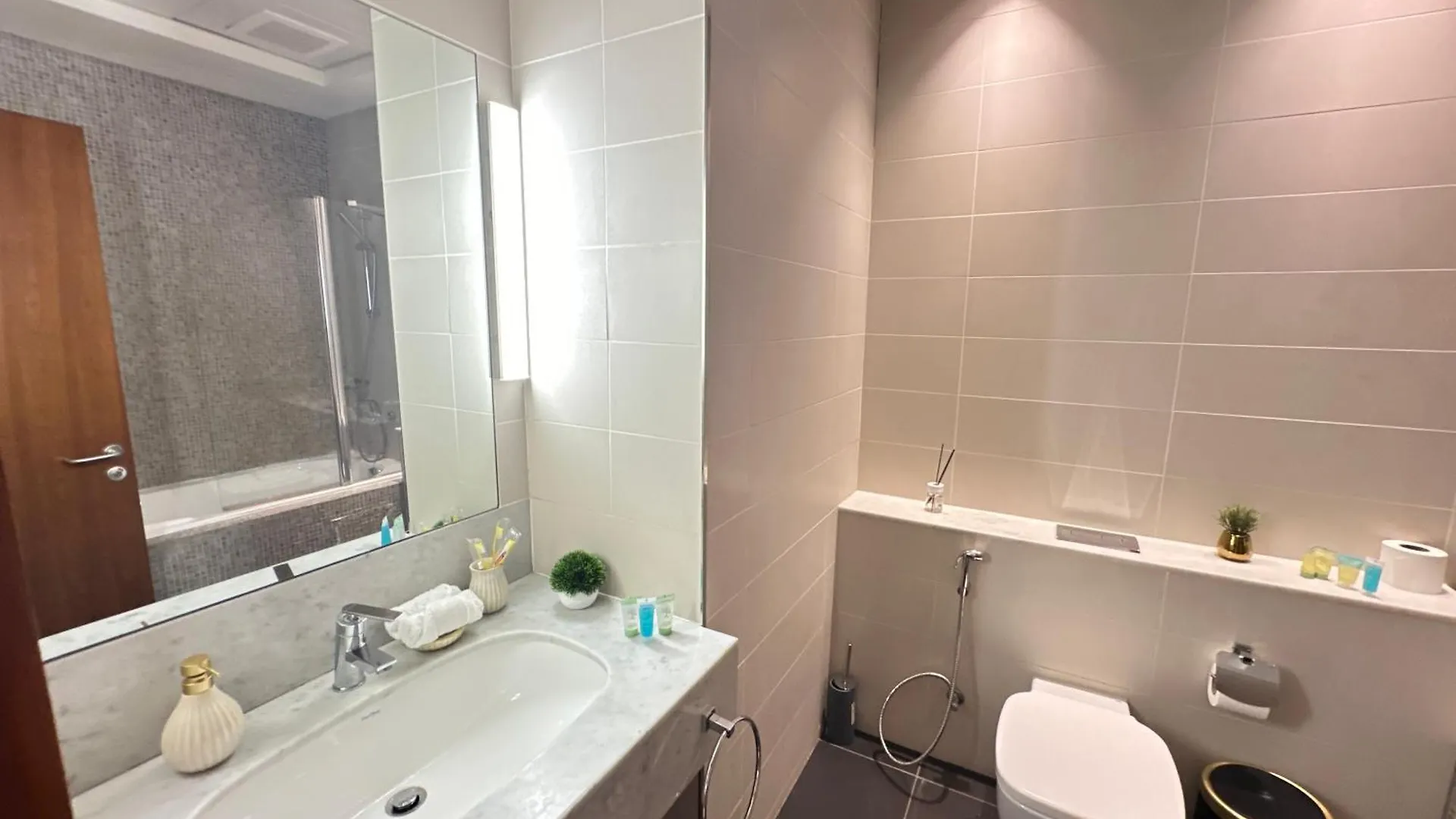 Central Park Towers Difc Suite Kings Dubai 0*,